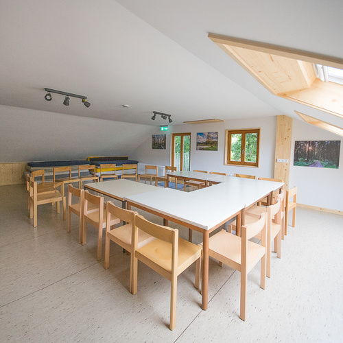 Matratzenlager oder Seminarraum  - Platz f&uuml;r circa 30 Personen z.B. Musikprobe  Circa 25 Matratzen im Lager