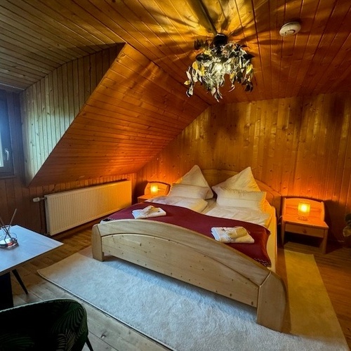 Doppelzimmer - Doppelzimmer -