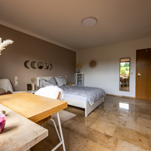 Blick auf das franz. Bett - 